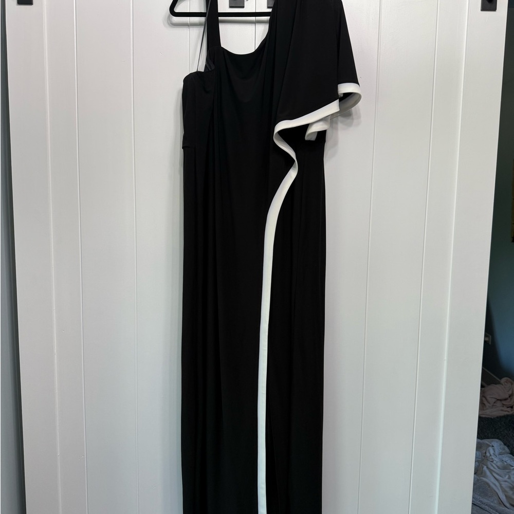 R&M Richards Black One Shoulder pantsuit with White Trim size 22